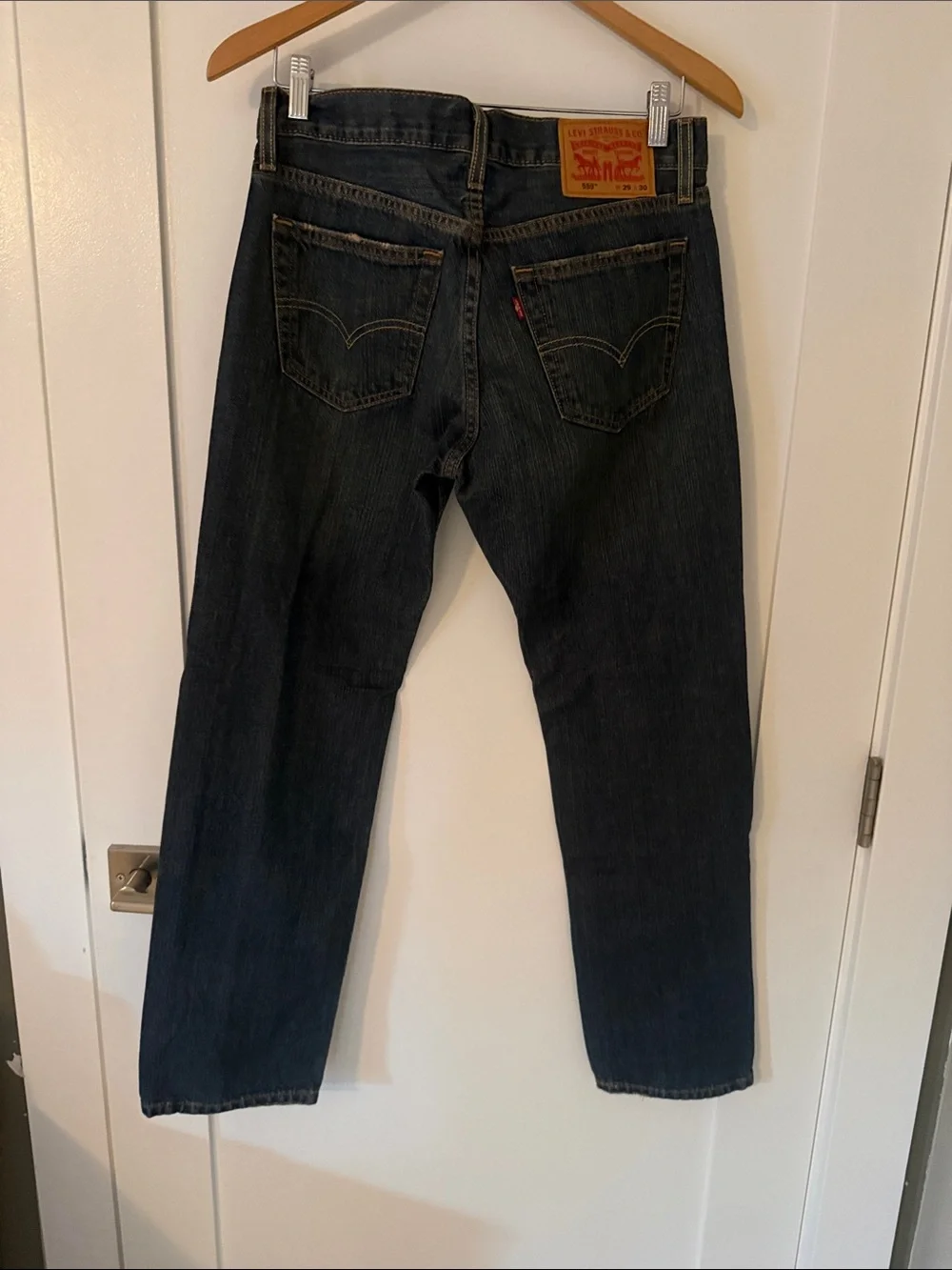 Levis straight leg